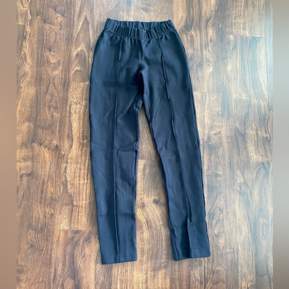 Lilly Pulitzer Travel Pant Stretch Ponte 
Black
Size XS